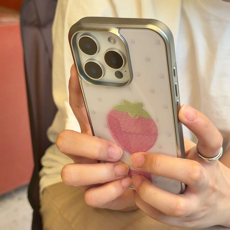 (+MagSafe)Strawberry case