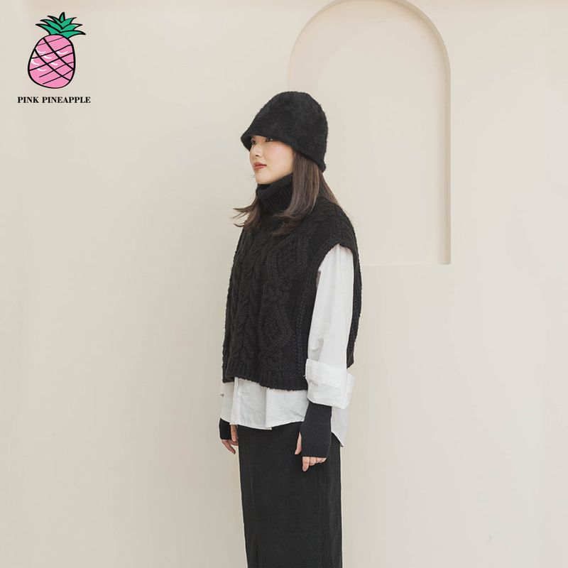 SOFT KNIT HAND WARMER