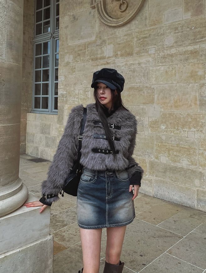 Mori three buckle cropped fur jacket
