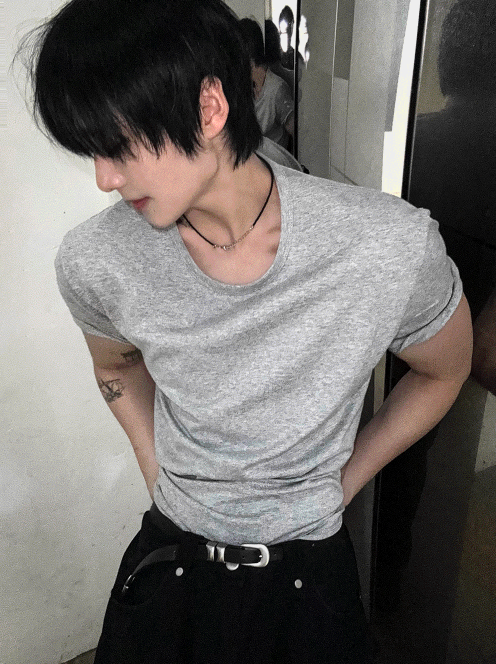 クロップマッスルフィットTシャツ