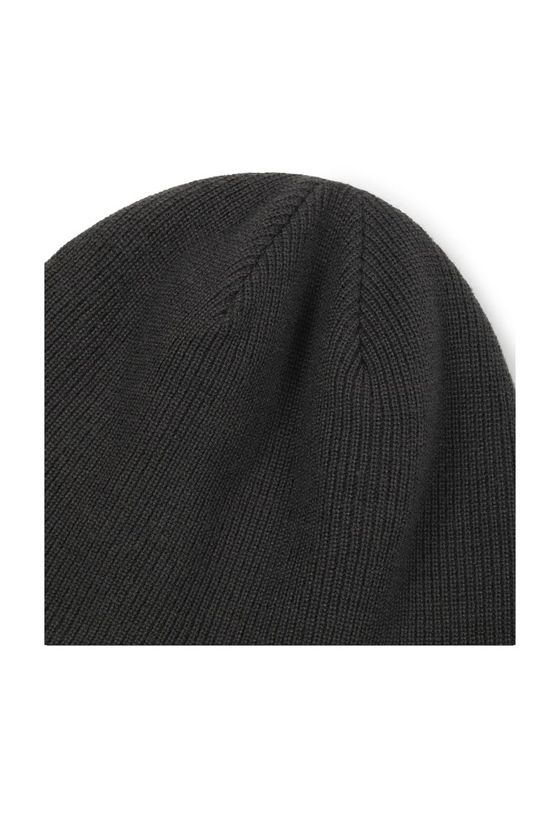 LABEL BEANIE (CHARCOAL)