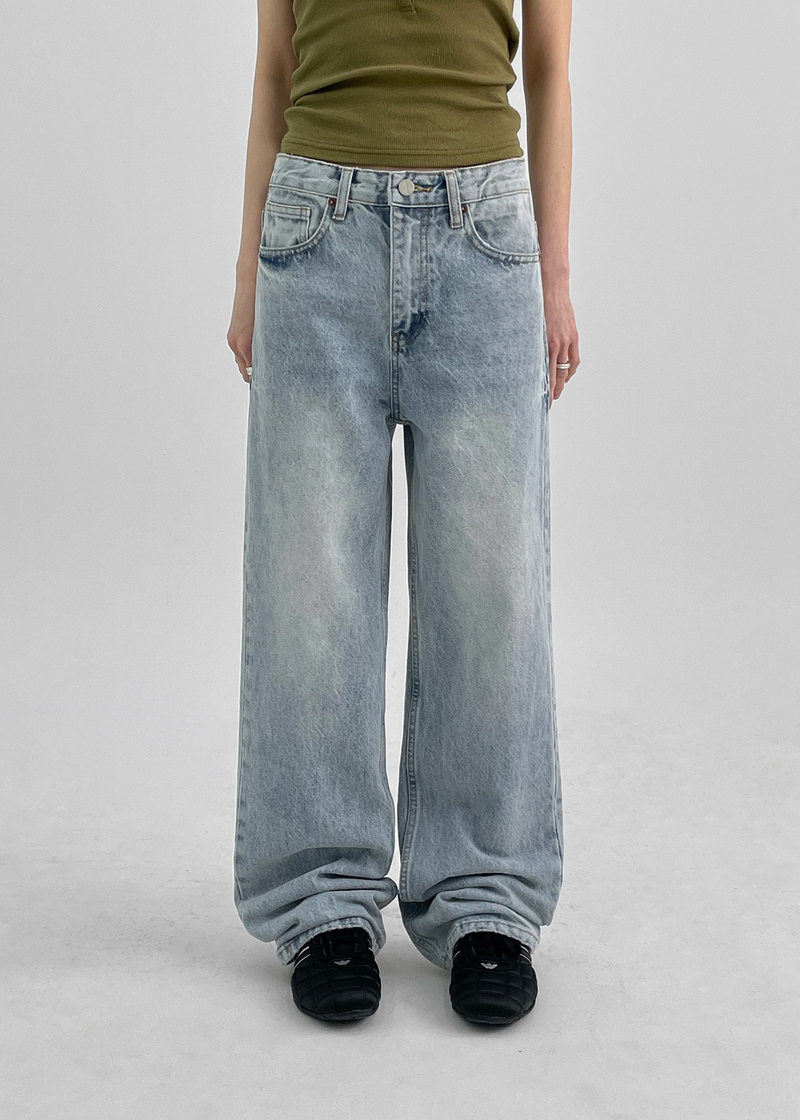 [MADE] Demure Mid-Rise Denim Pants