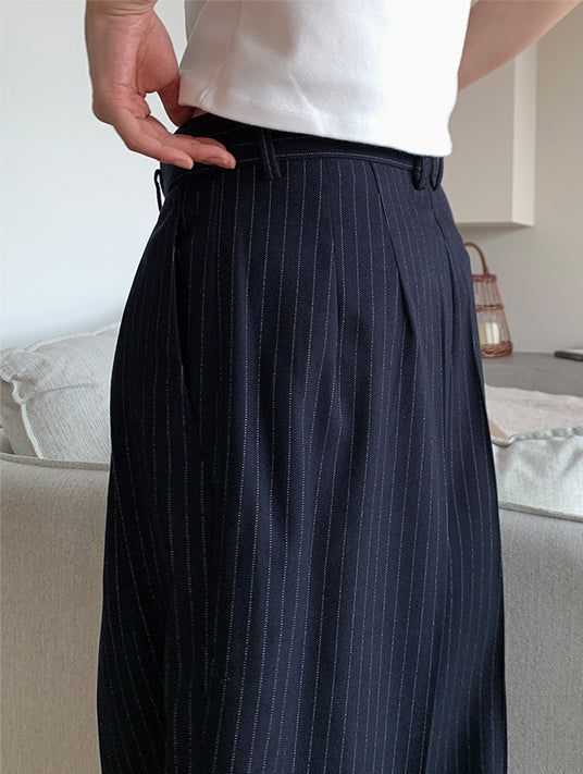 PAPERMOON PIN STRIPE PLEATE TROUSER
