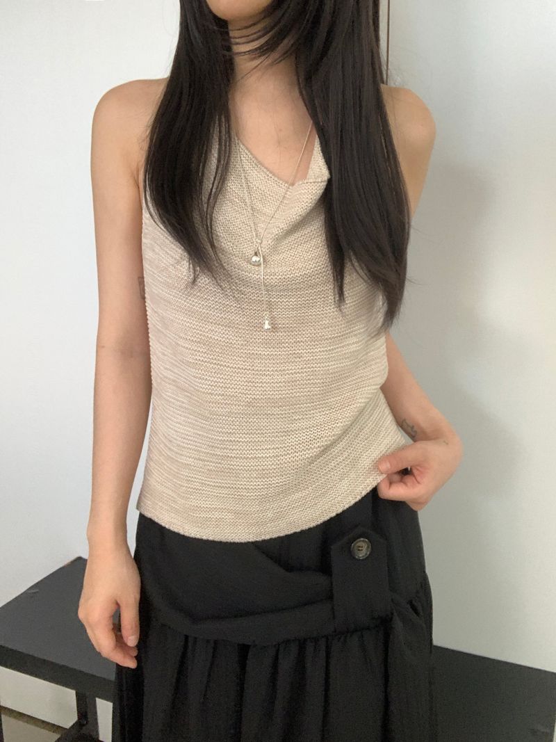 ROIA（ロイア）の「デフニット ドレープド ニット タンクトップ（トップス）」