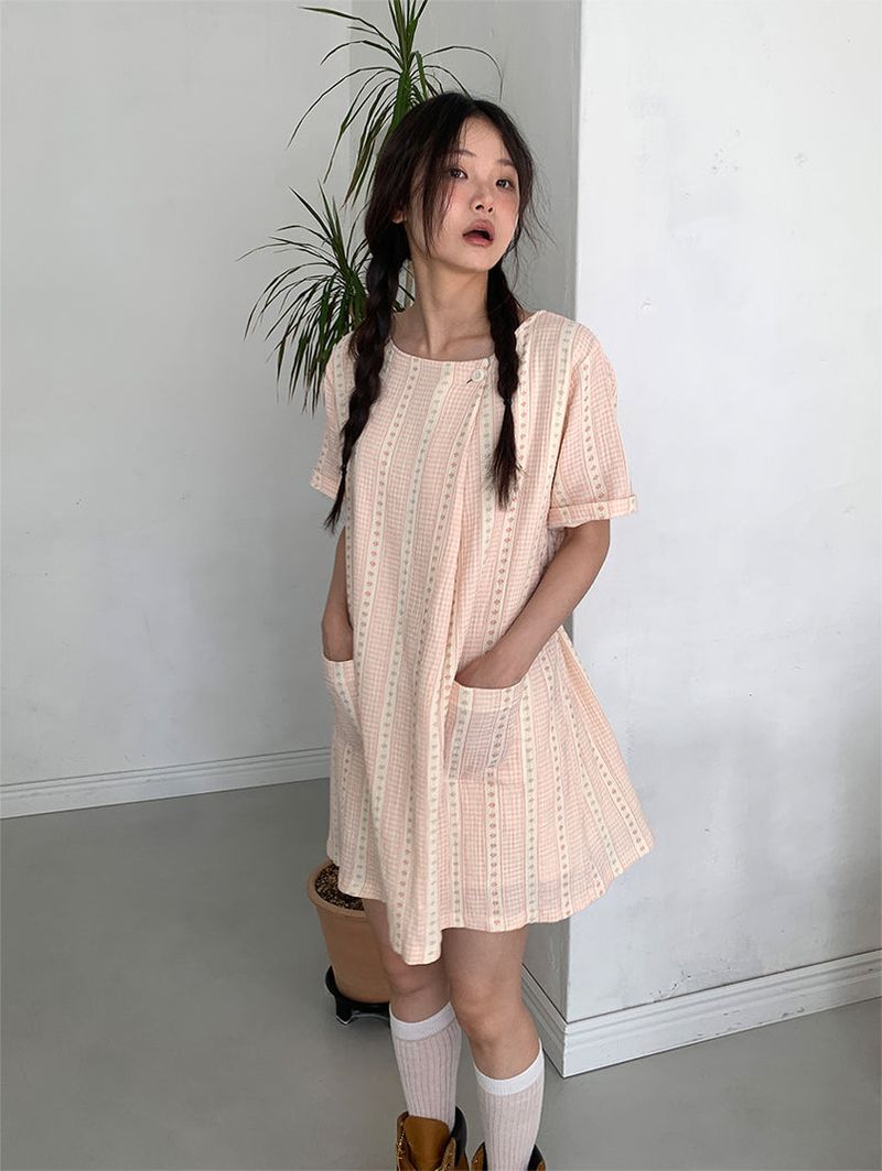 SOFT FLOWER BUTTON DRESS (2C)