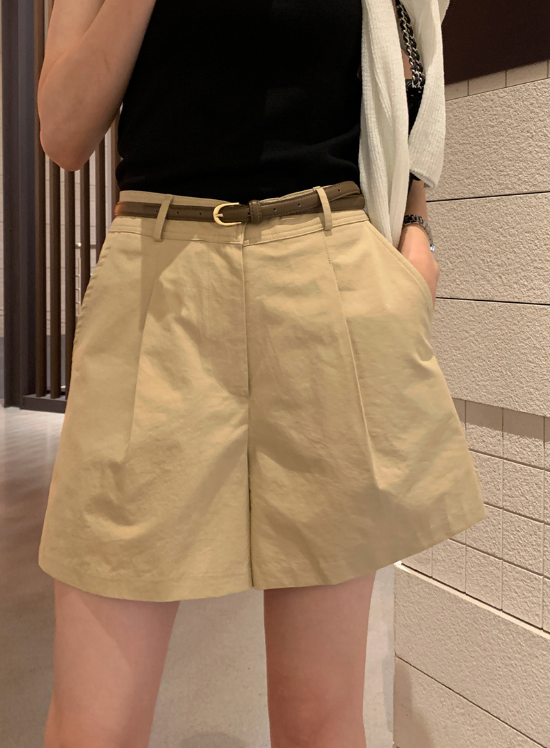 Rear Summer Pintuck Shorts / 3 colors
