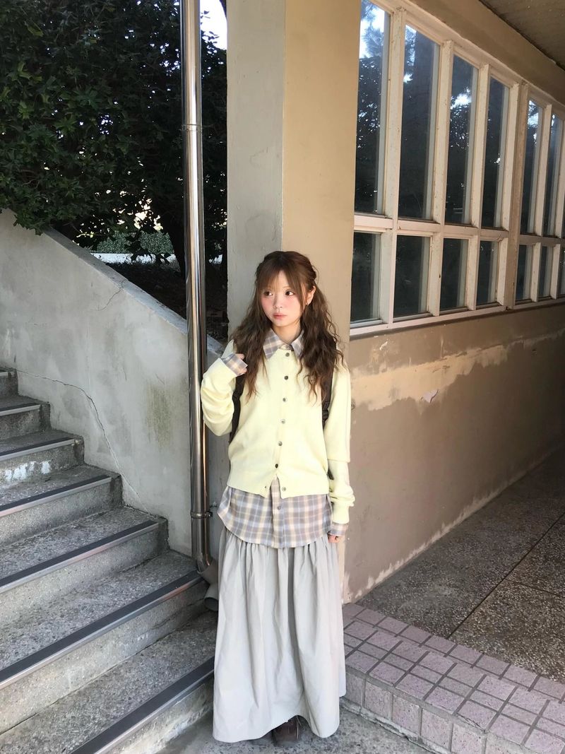 hina daily check shirts