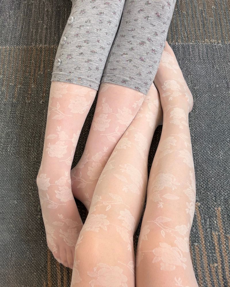 fungus（ファンガス）の「Stretchy Lace Tights（Fashion Accessories）」