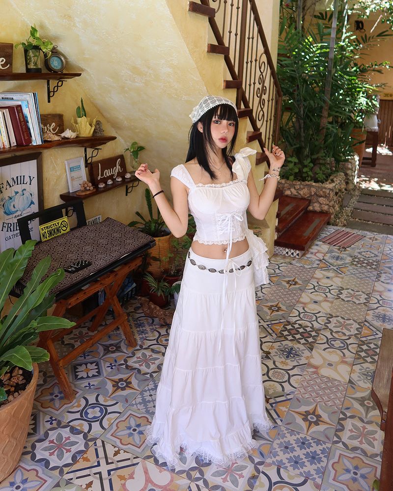 Delight-J（ディライトジェイ）の「lace corset bustier sleeveless blouse（Tops）」