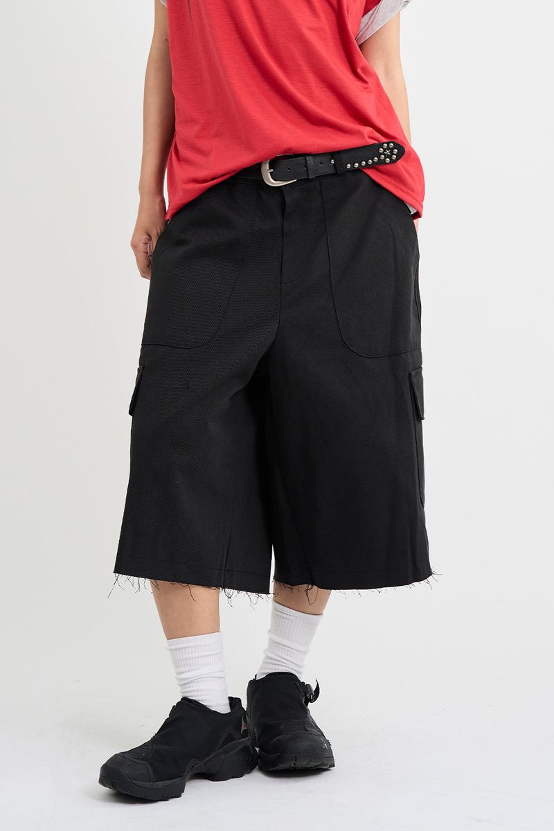 Raucohouse（ラウコハウス）の「Rough-cut Bermuda shorts（Pants）」