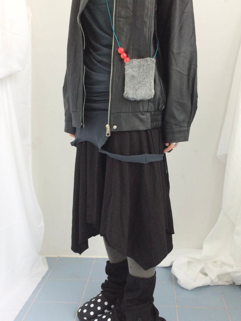 loose fit round sleeve