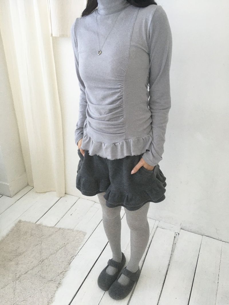 fleece frill shorts