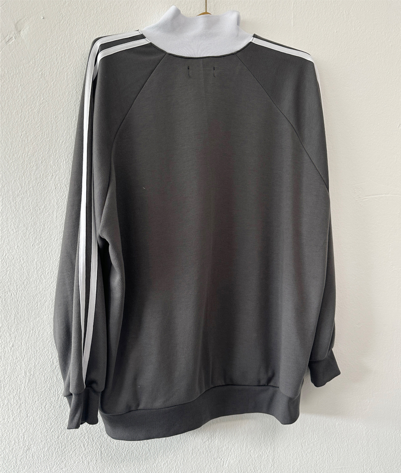 RAGLAN THREE-STRIPE COLLAR SWEATSHIRT🖤🩶🤍 - 3 COLORS
