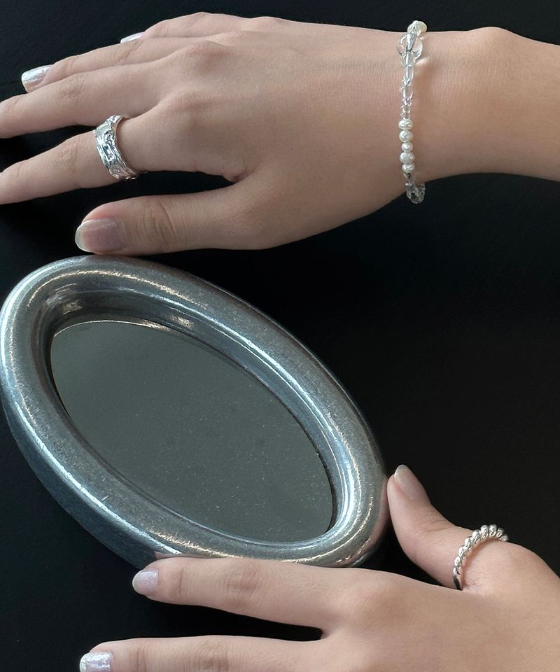 lucent box bracelet