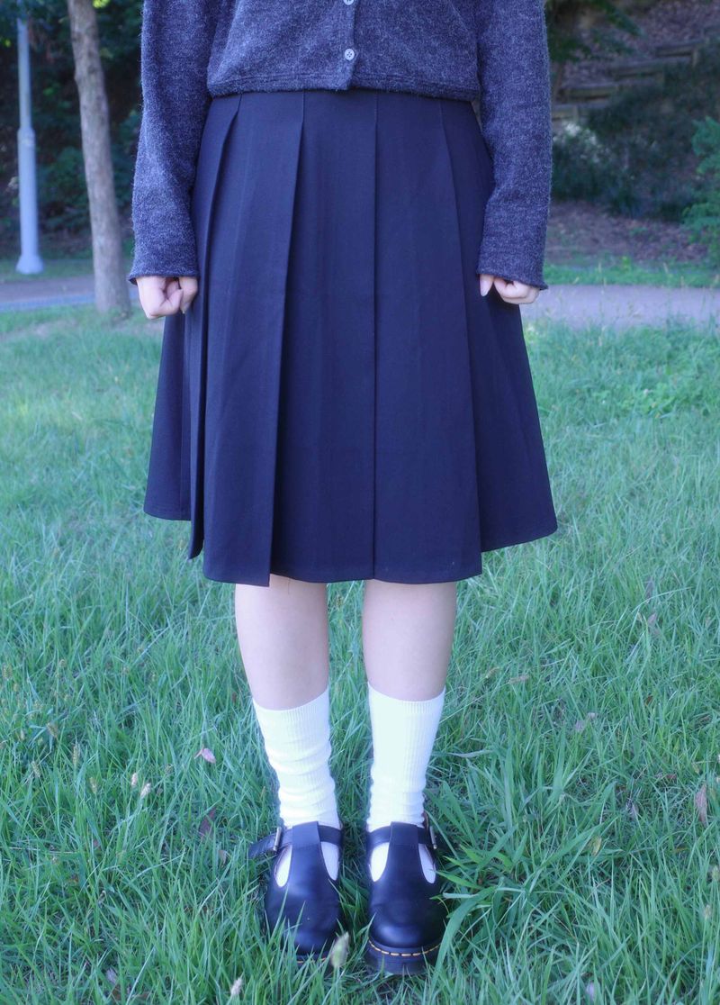 myorang(ミョラン)の「Soko Pleated Midi Skirt (3color)(Skirts)」