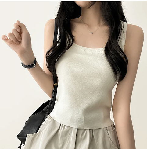 Derming knit sleeveless shirt