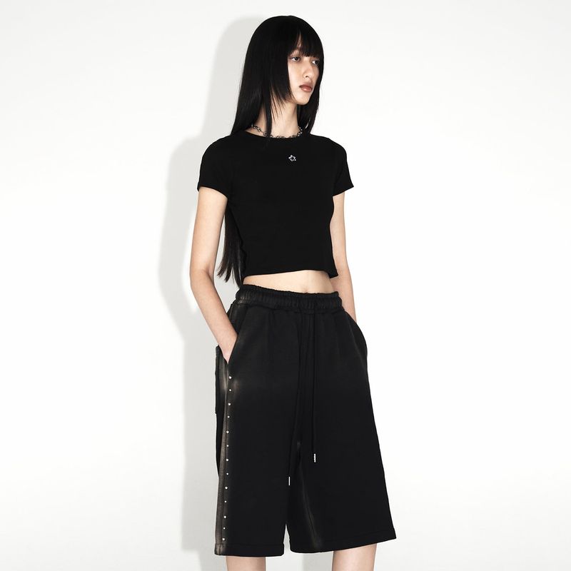 ULKIN（オルキン）の「[ULKIN] Bleach Washing Stud Bermuda Sweat Shorts_Black（Pants）」