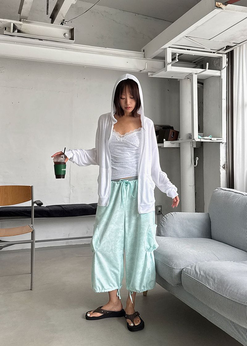 LACE LONG SLEEVELESS TOP