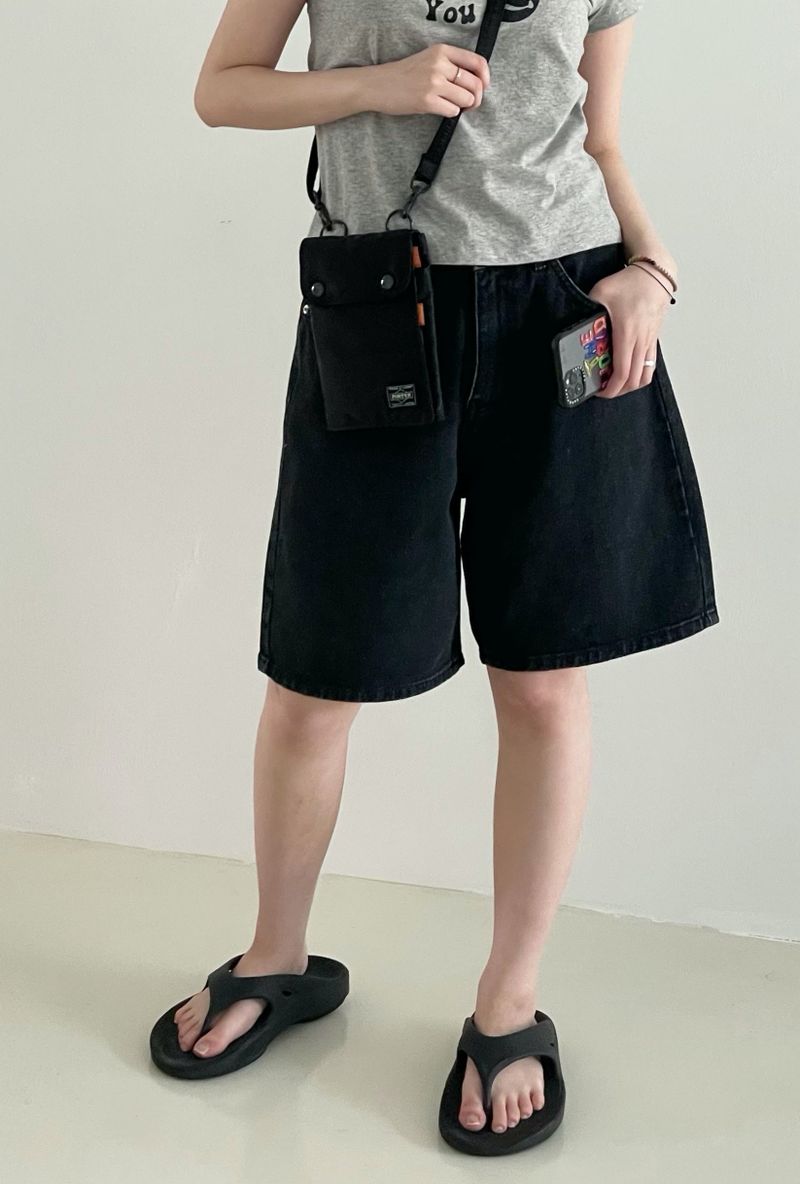 Dark blue half-pants