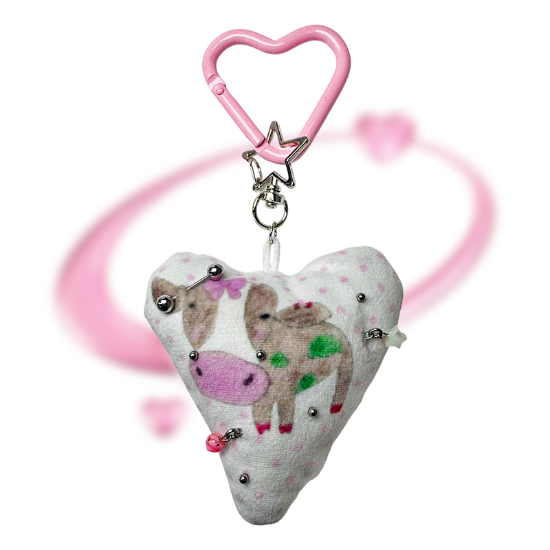 3amgang（スリーエイエムギャング）の「Pierced pinky cow keychain（Toys/Key Holders）」