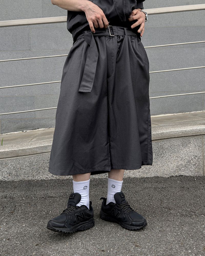 Koz Belted Bermuda Slacks