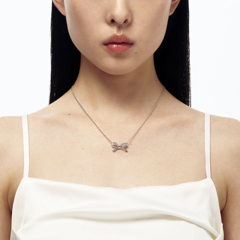 Ribbon Pave Necklace