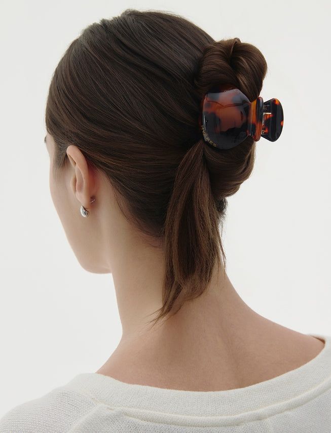 26SS★ Shell Point Hair Claw Clip