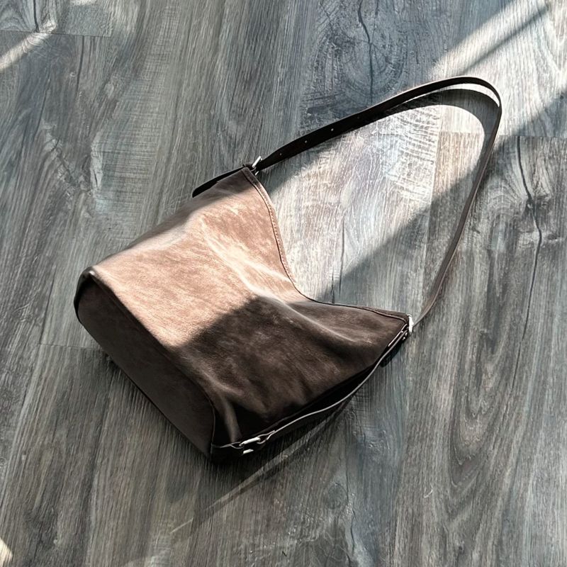 Mist Brown Curve Bucket Bag