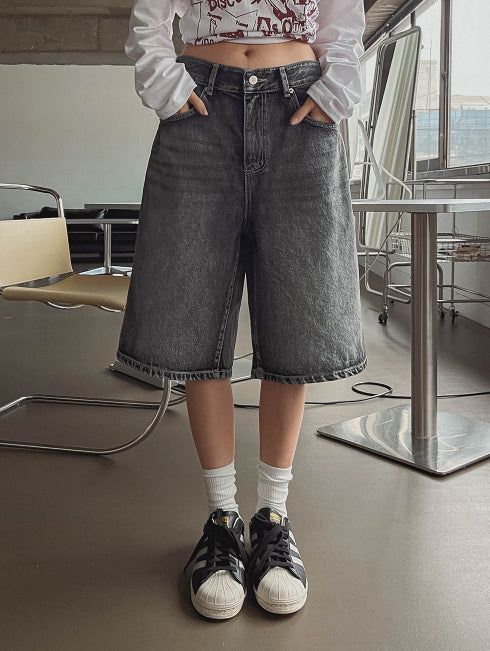 Tide Washing Carpenters Bermuda Pants