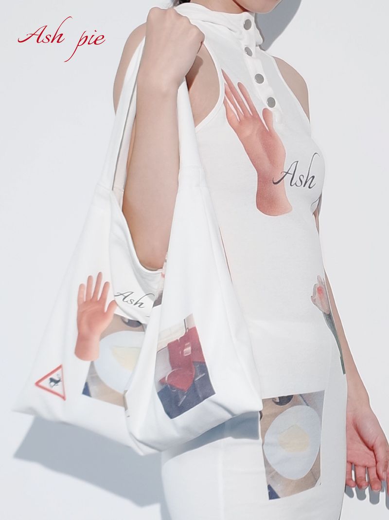 Ash pie(アッシュパイ)の「Printed shoulder bag(Bags)」
