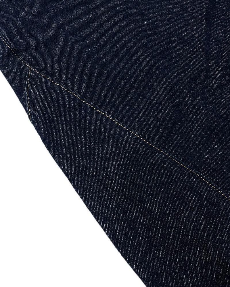 Never Curved Panel Raw Denim