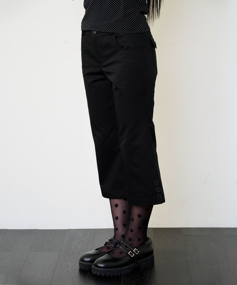 SNAP POINT CAPRI PANTS - BLACK