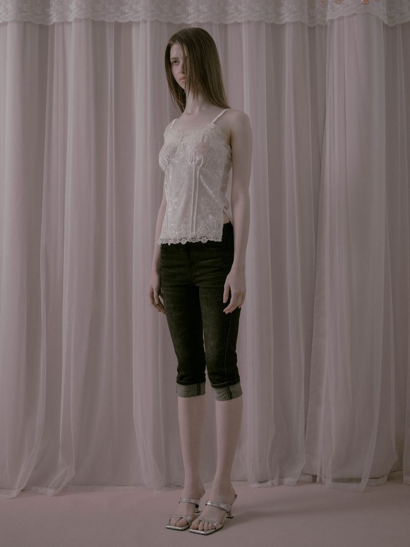  Velvet Lace Sleeveless White