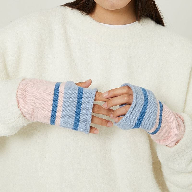 Stripe hand warmer