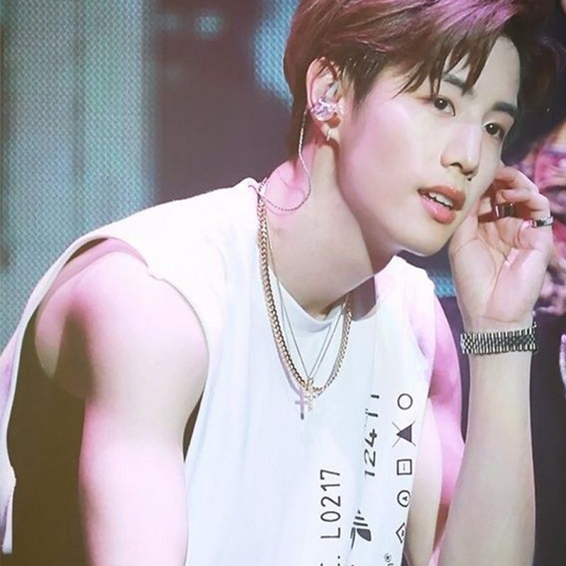 SHOVEOFF（ショーブオフ）の「SVR-S613 Got7 Mark BamBam wearing silver 925 plain 8mm plain silver ring（Accessories）」