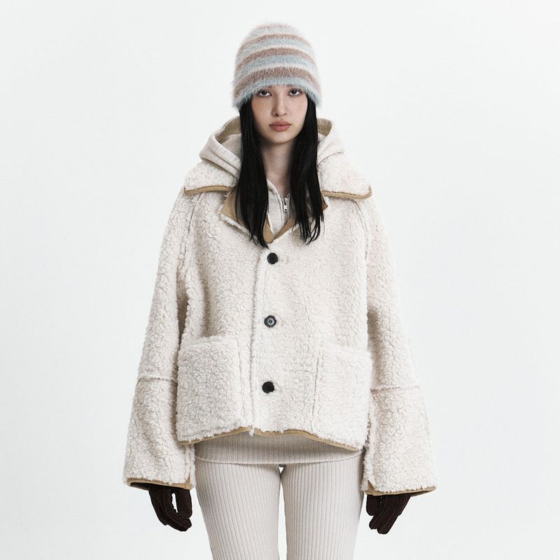 C FUR REVERSIBLE MUSTANG_BEIGE