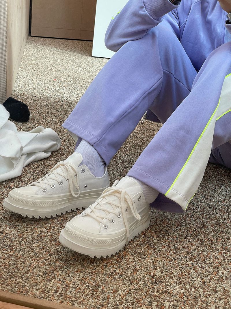 ASCLO(エジュクロ)の「ASCLO Sharksole White Canvas (Low)(Shoes)」