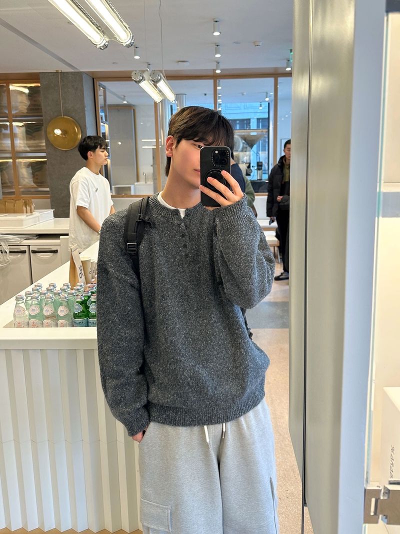 ベーシックオーバーヘンリーネックニット