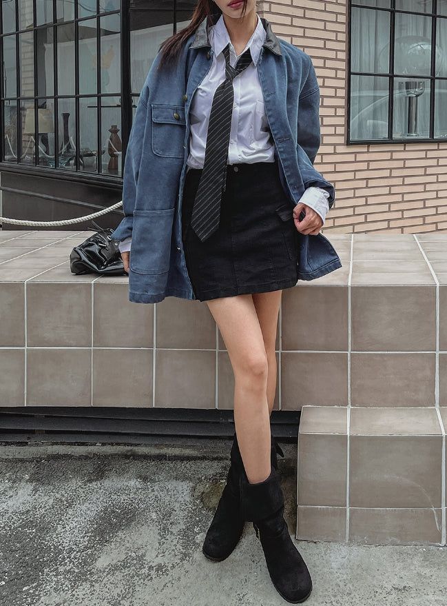 ケニンインシジョンカーゴミニスカート