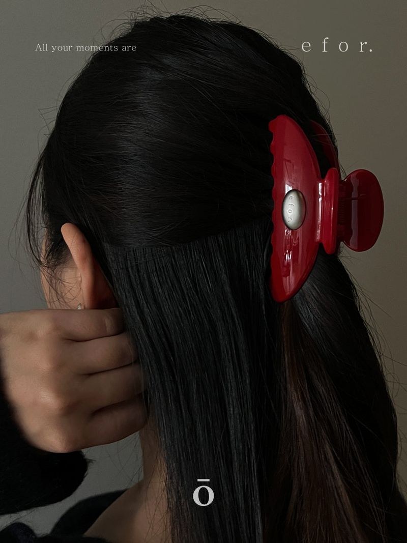Logo Button Hair Clip M