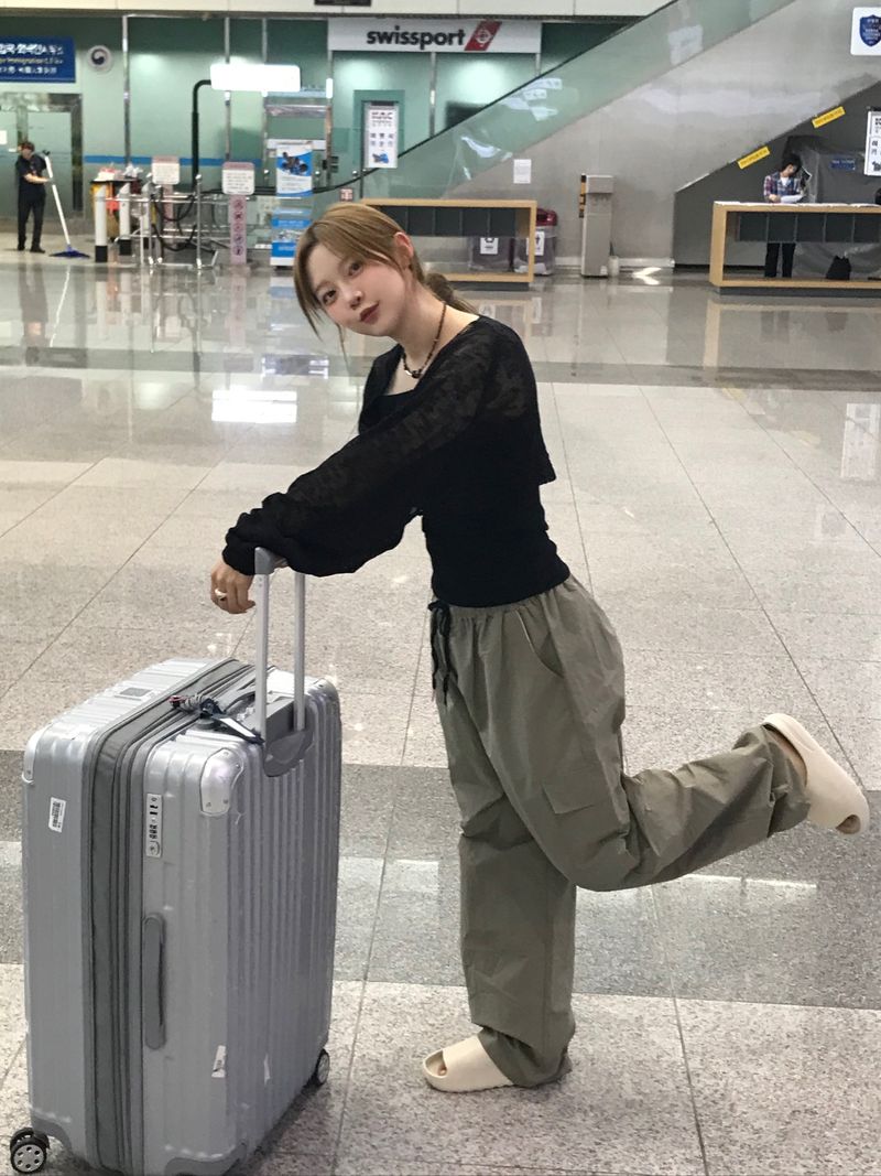 Daily nylon cargo pants