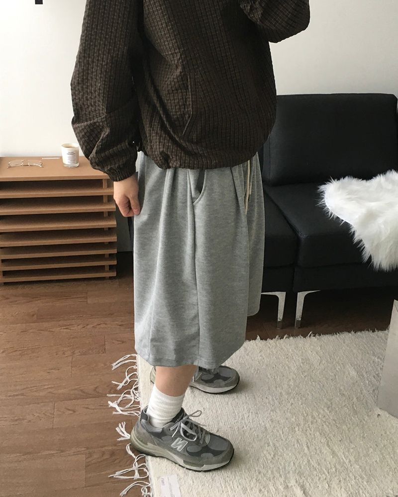 Later Bermuda Sweatpants
