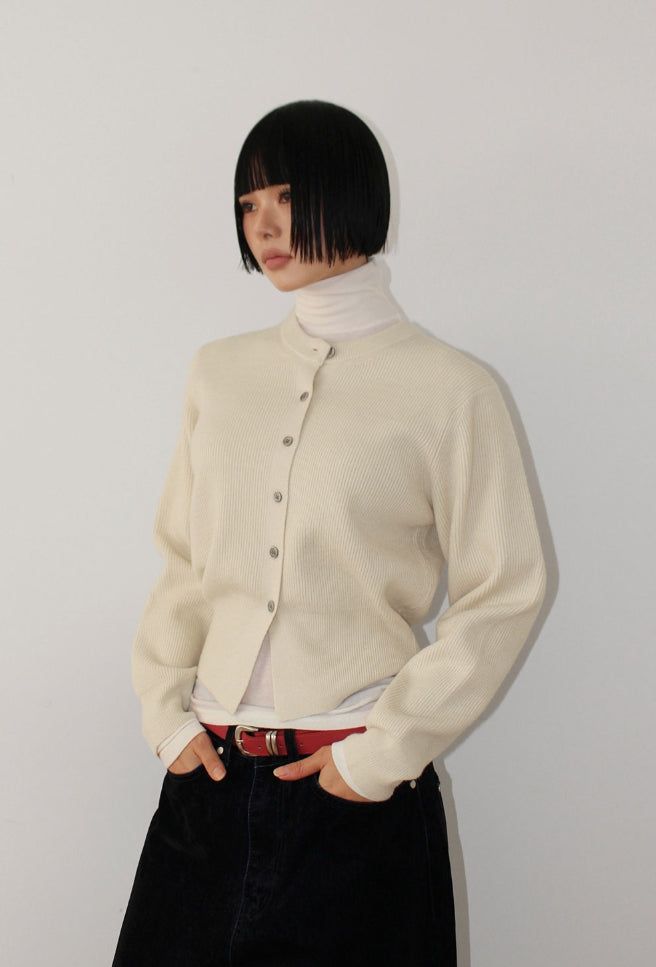 ESSENTIAL ROUND KNIT CARDIGAN