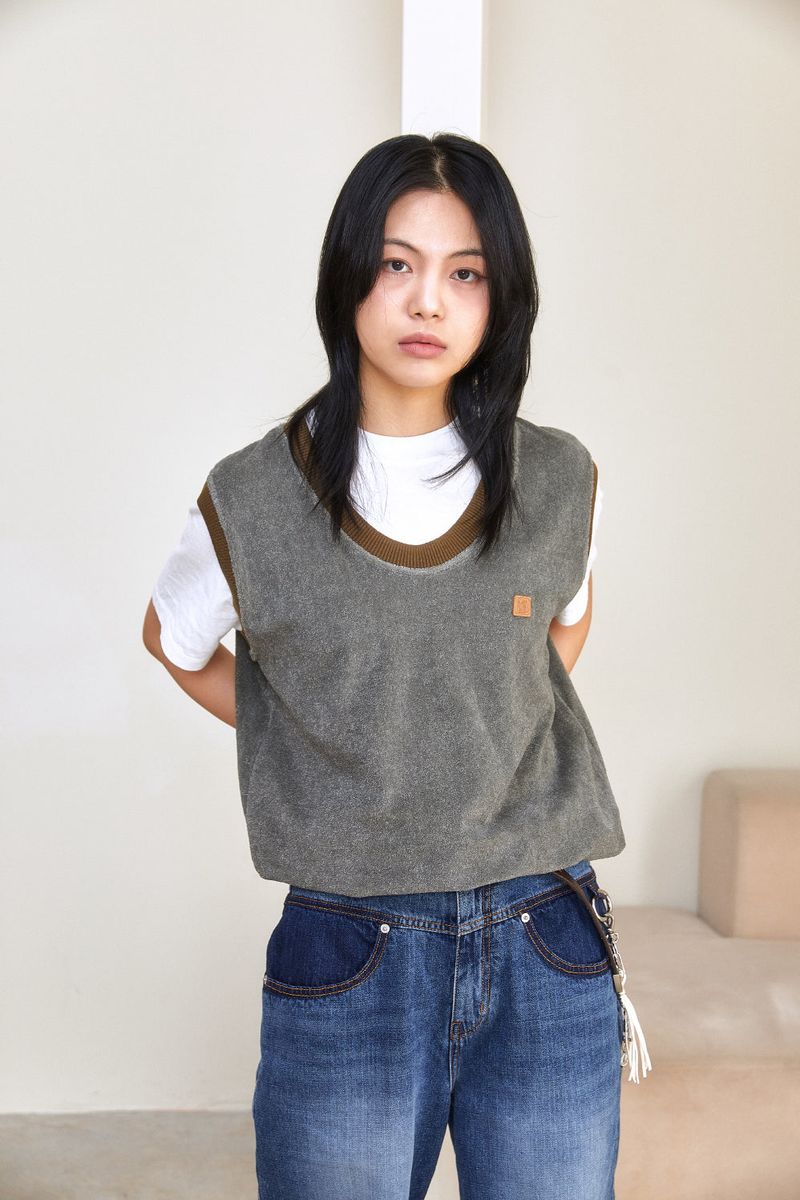 ALARMSEOUL（アラームソウル）の「ALARM VINTAGE TERRY VEST CHARCOAL_WOMAN（Tops）」