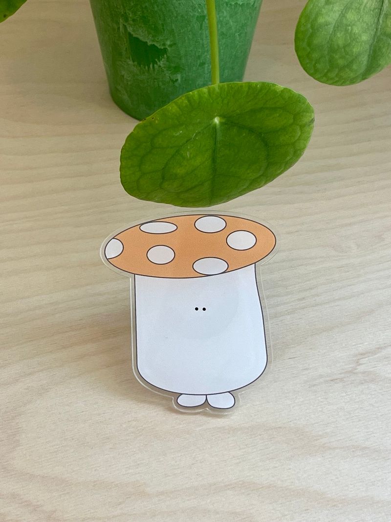 yeowhi（ヨウィ）の「[Magsafe tok] yeowhi ポイズンマッシュルームグリップスマートトック（スマホグッズ/小物）」