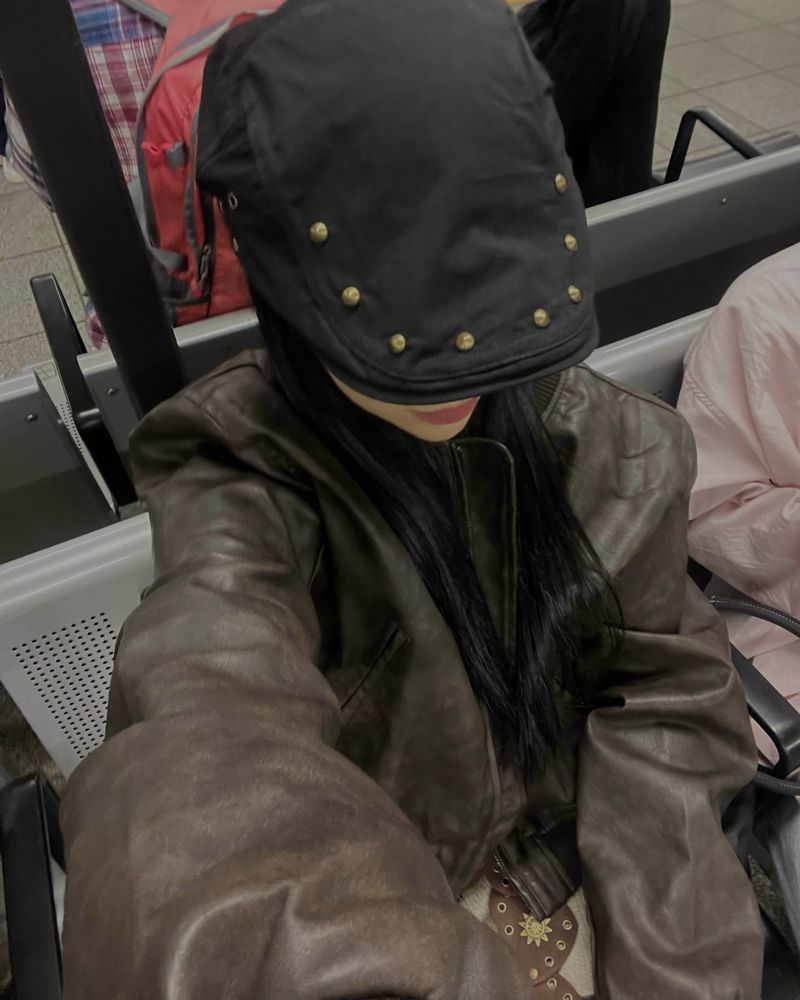 Y2K stud hunting cap