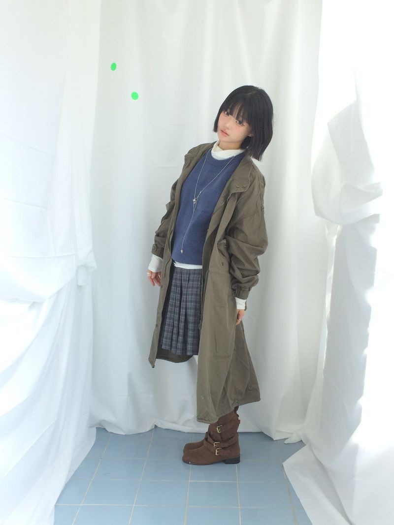Loose Fit Buckle Boots