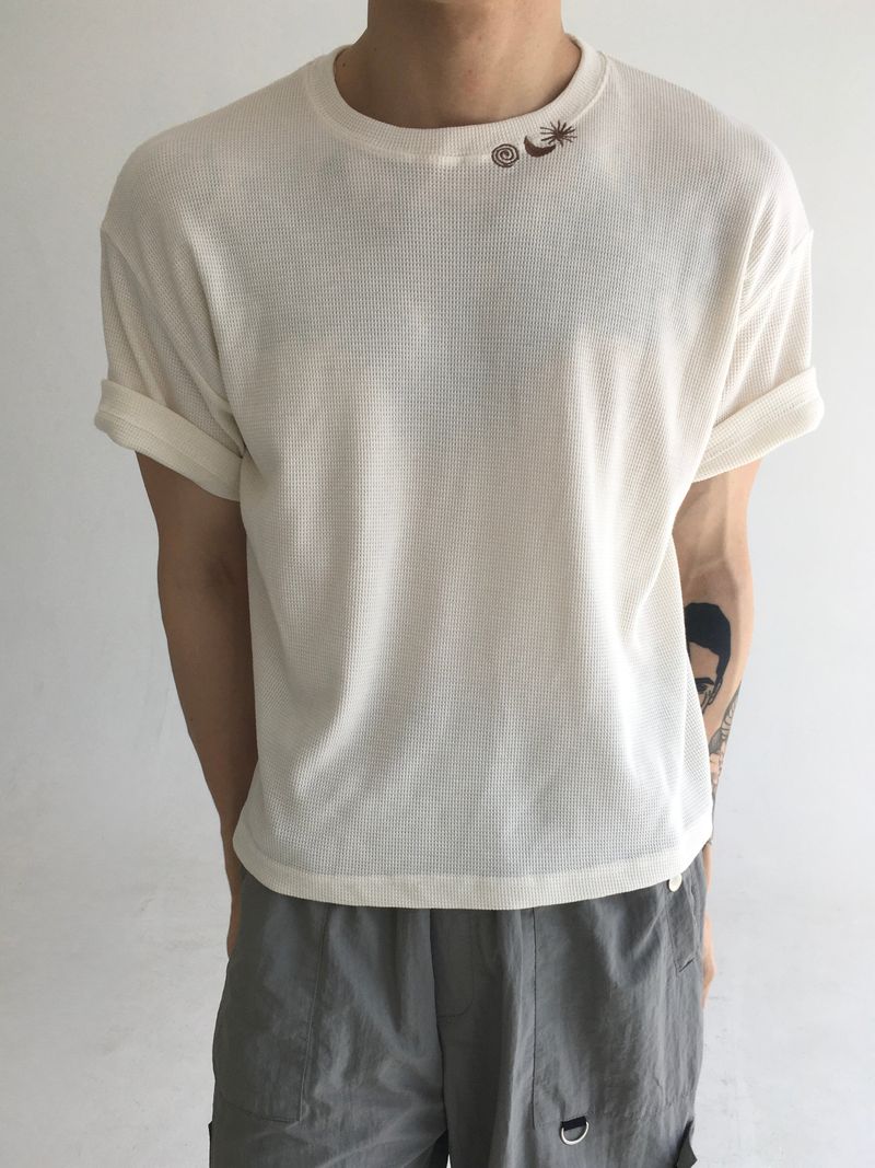 crop weather neck embroidery tee(3colors)