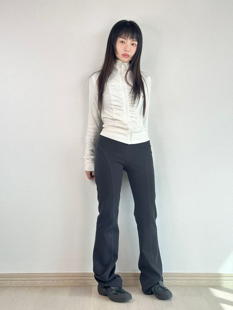 アスレジャーブーツカットパンツ