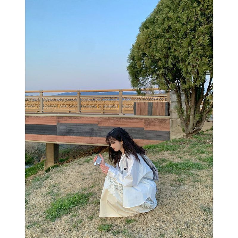relief flower dress
